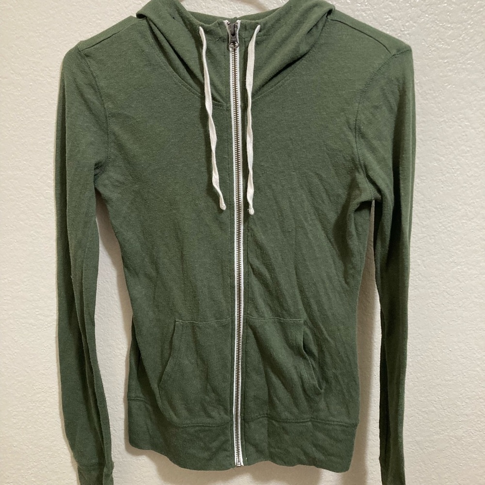 Women’s Zip Up